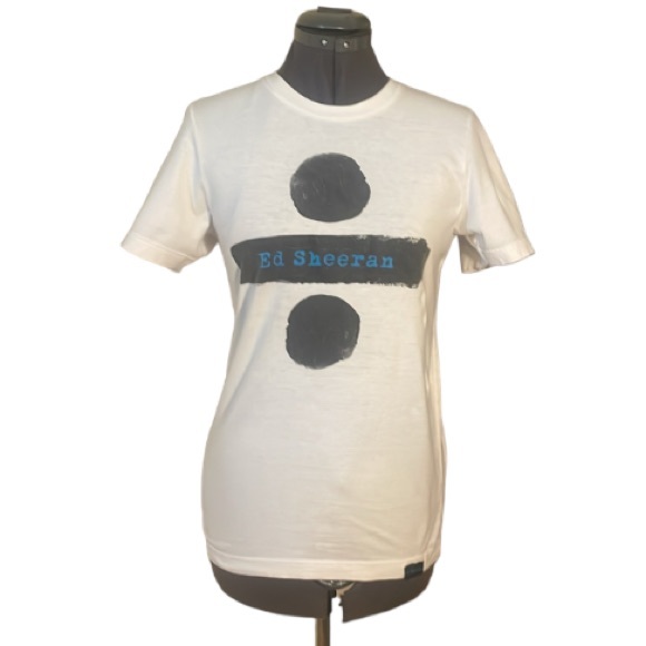 2/$30 Ed Sheeran Divide Tour Concert T-Shirt Size Small - Picture 2 of 16
